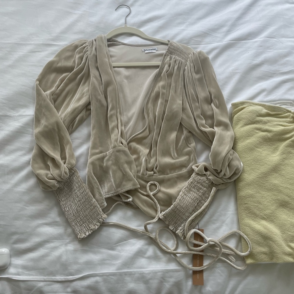NWT Reformation Velvet Wrap Top